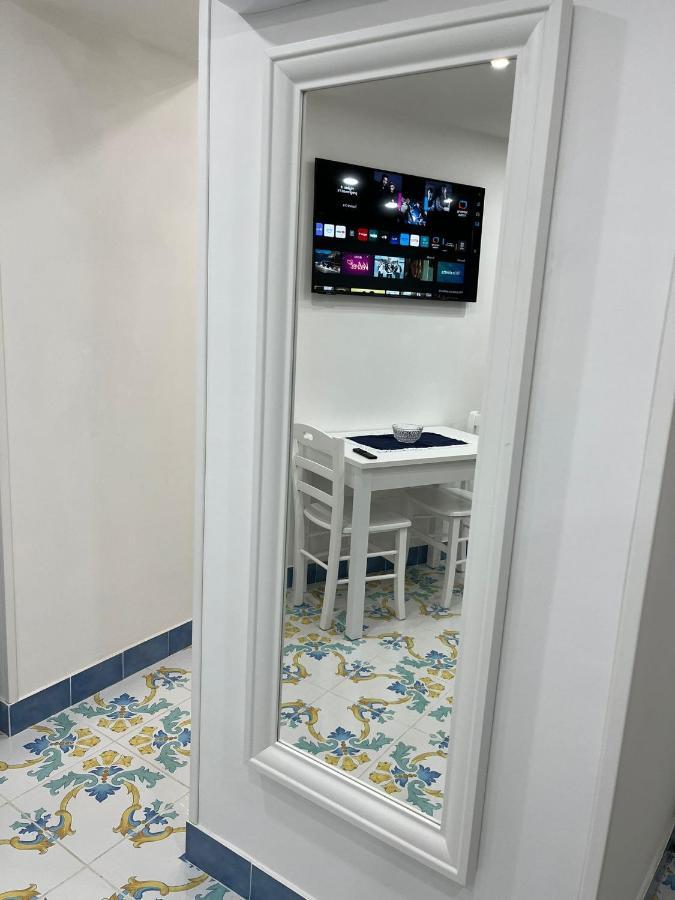 Domus Myosotis Apartment Napoli Exterior photo